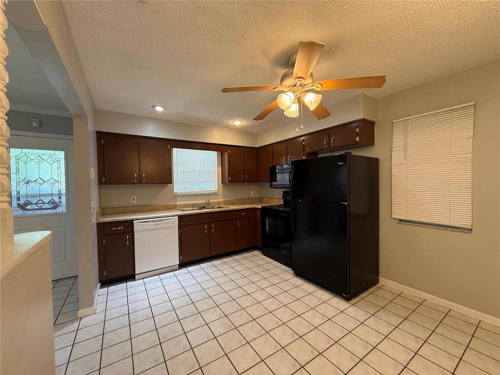 39648 MEADOWOOD LOOP — photo 10