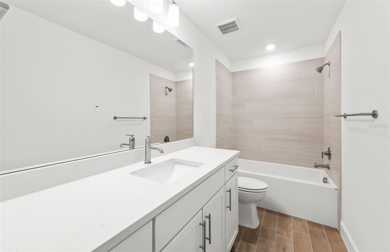 7617 FULHAM AVE — photo 40