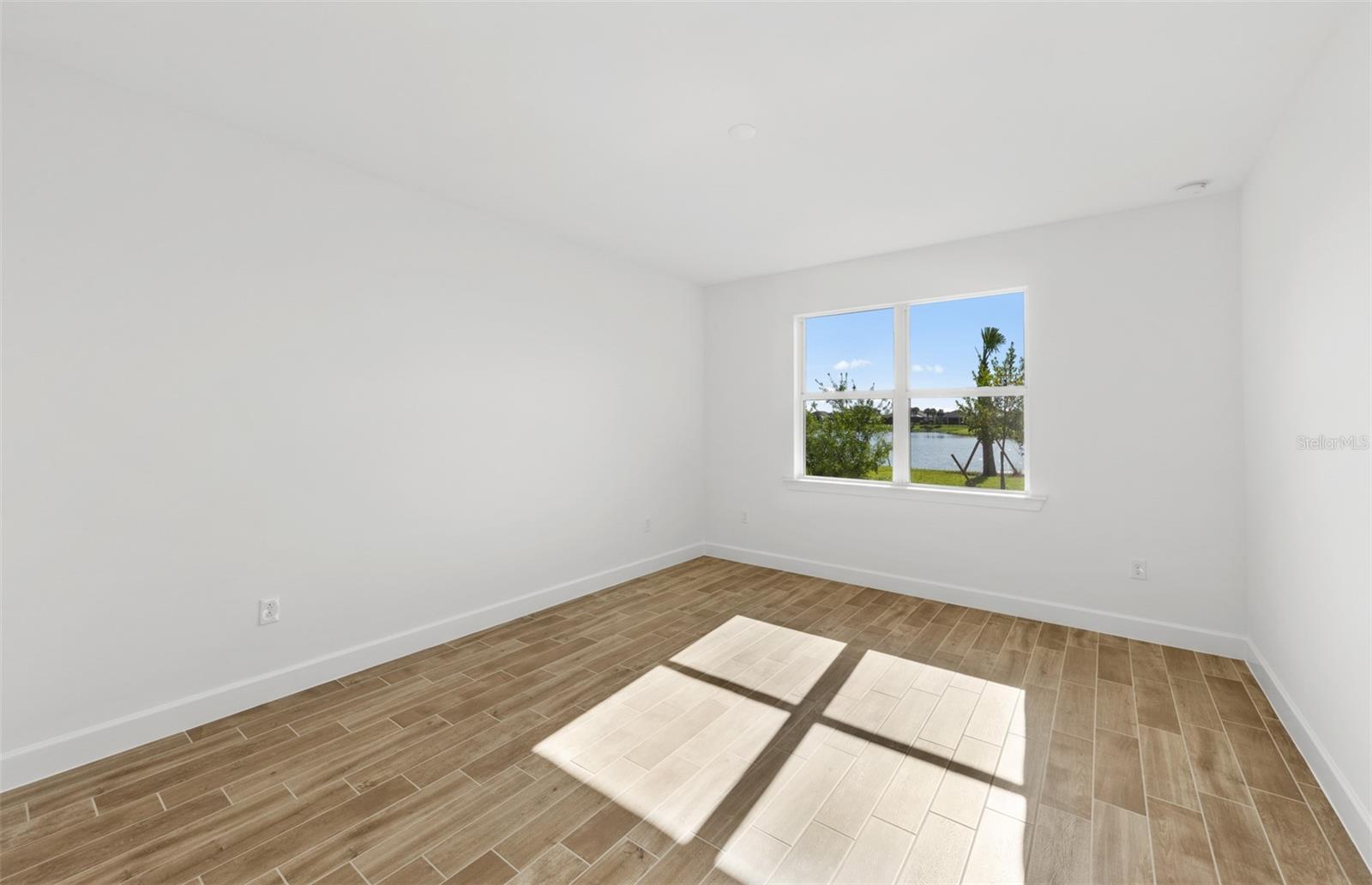 7617 FULHAM AVE — photo 25