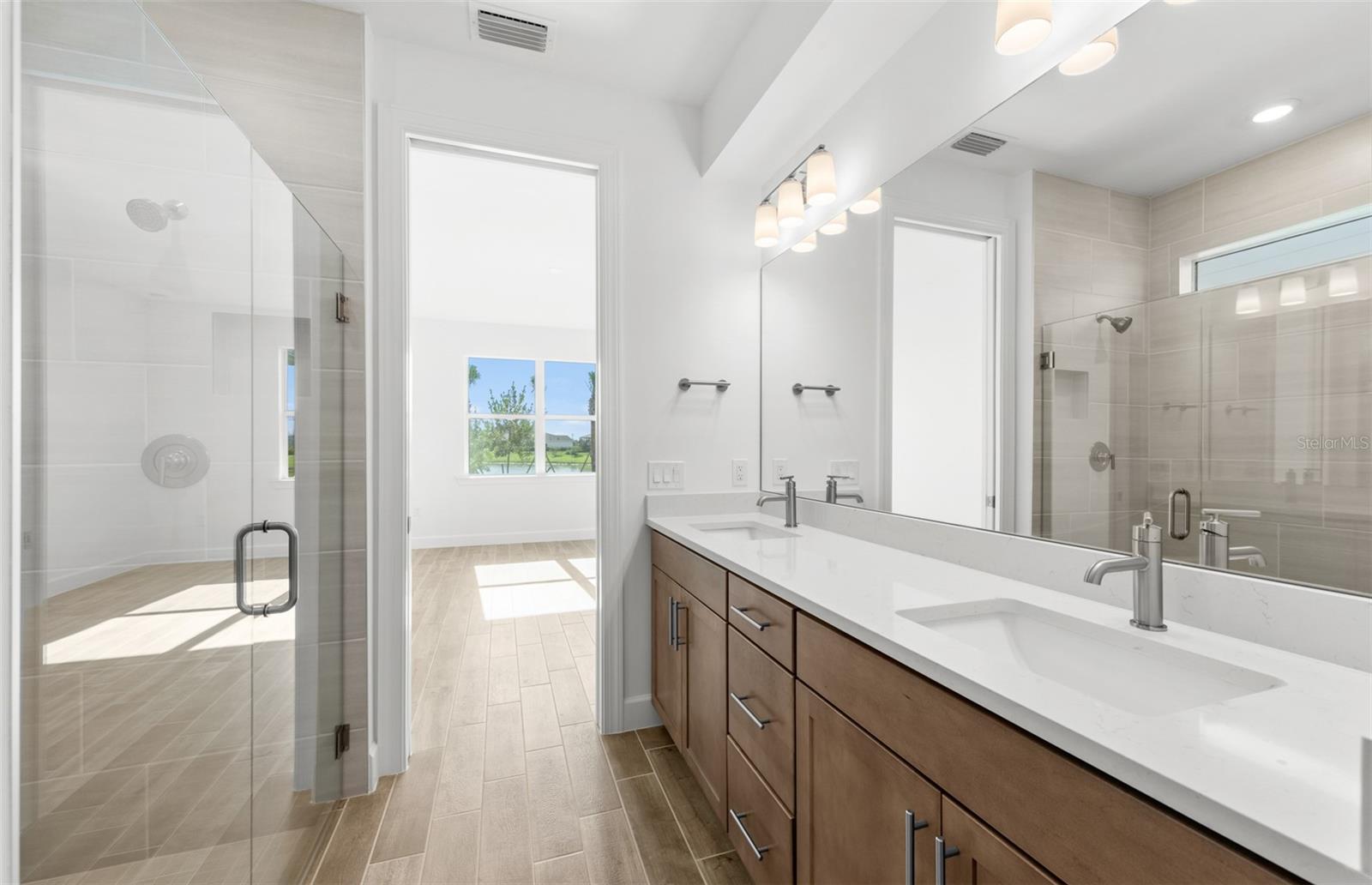 7617 FULHAM AVE — photo 28