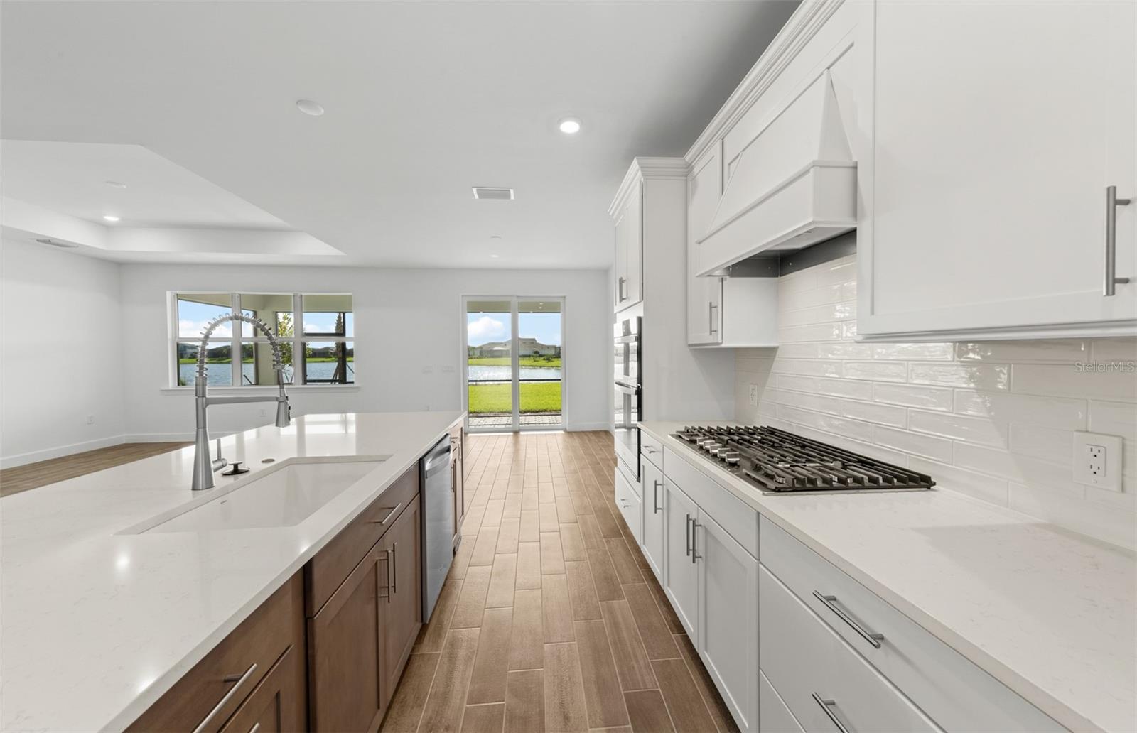 7617 FULHAM AVE — photo 15