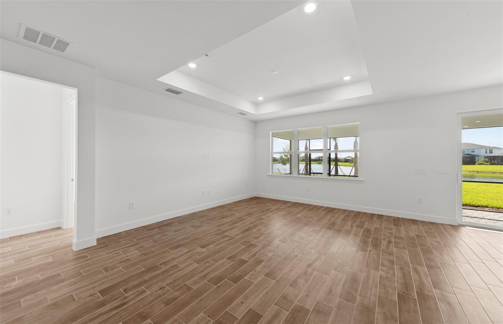 7617 FULHAM AVE — photo 23