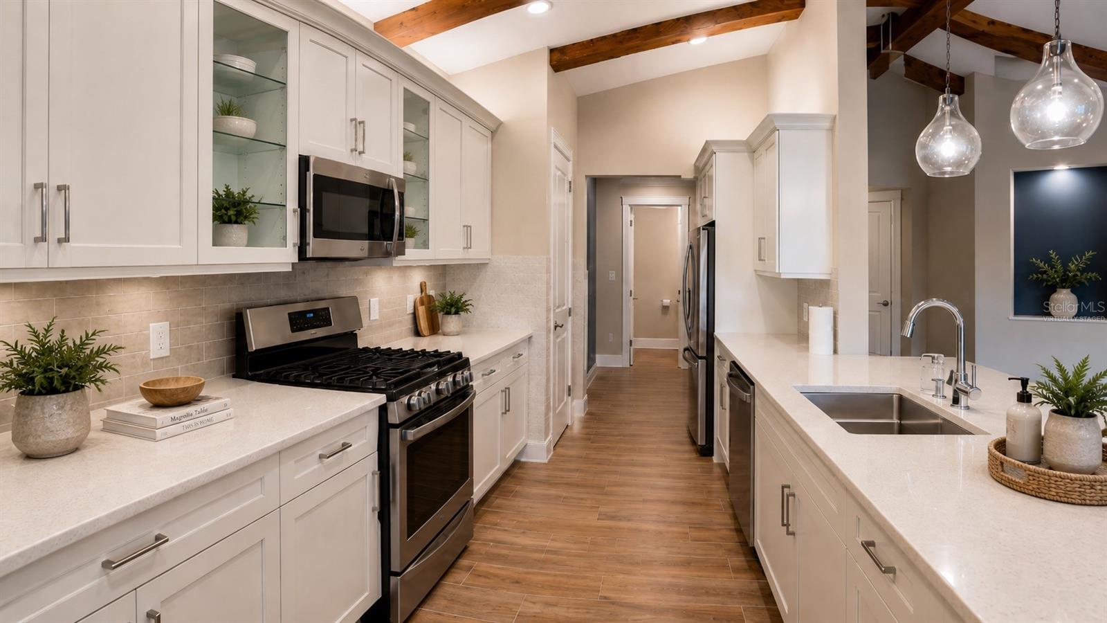 8075 SLIPWAY DR — photo 12