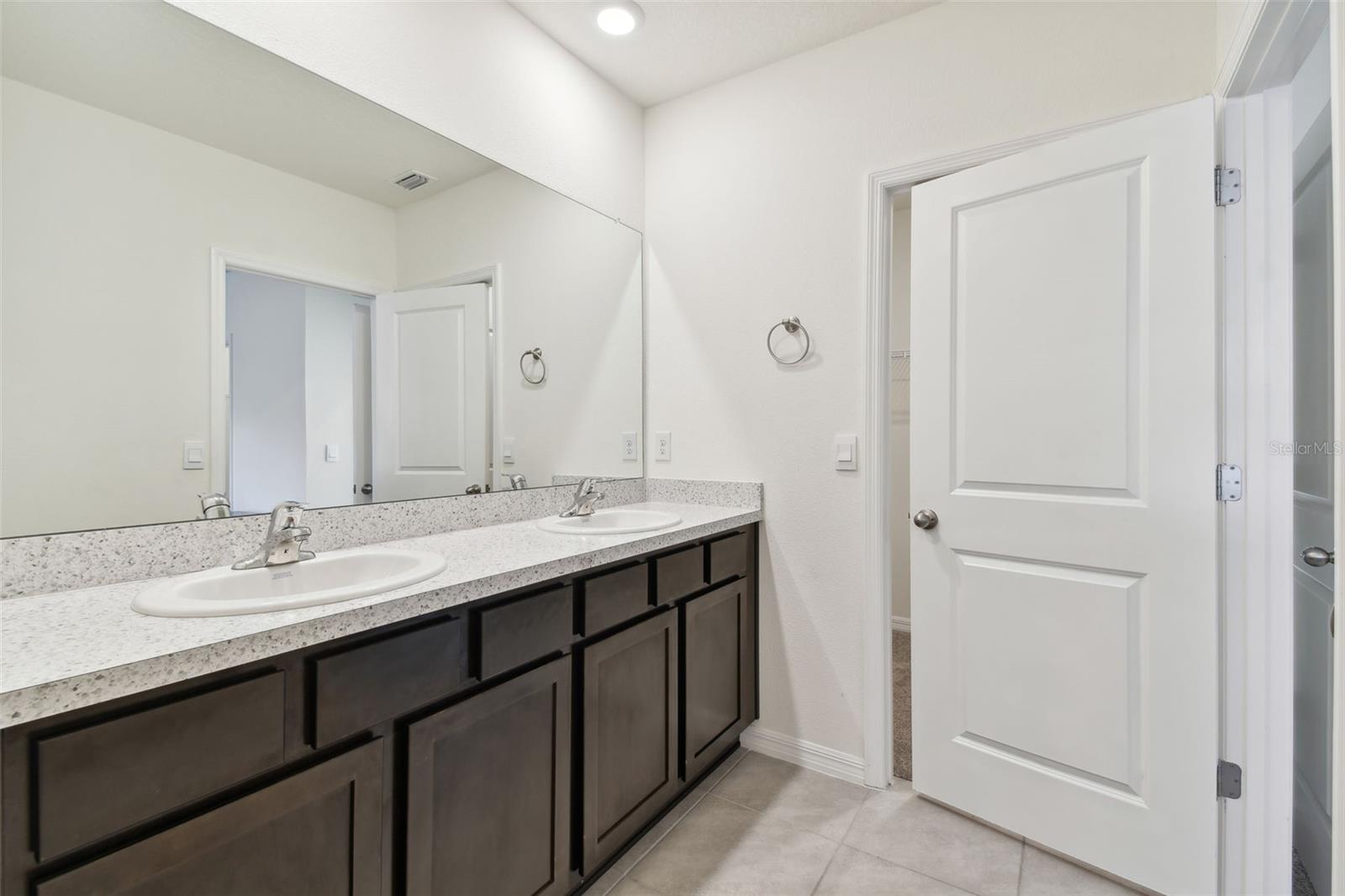 2880 EVERGREEN ELM PASS — photo 32