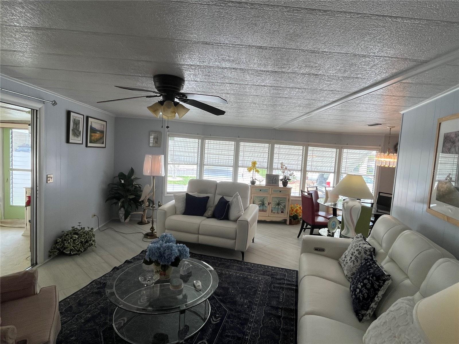 900 JOLANDA CIR — photo 7