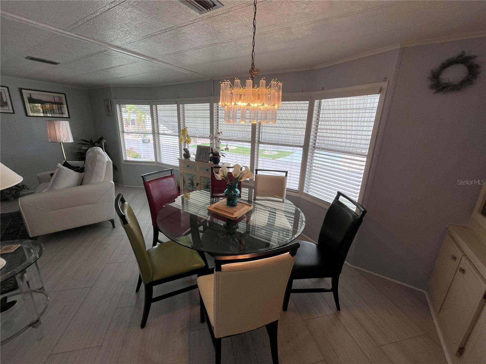 900 JOLANDA CIR — photo 16