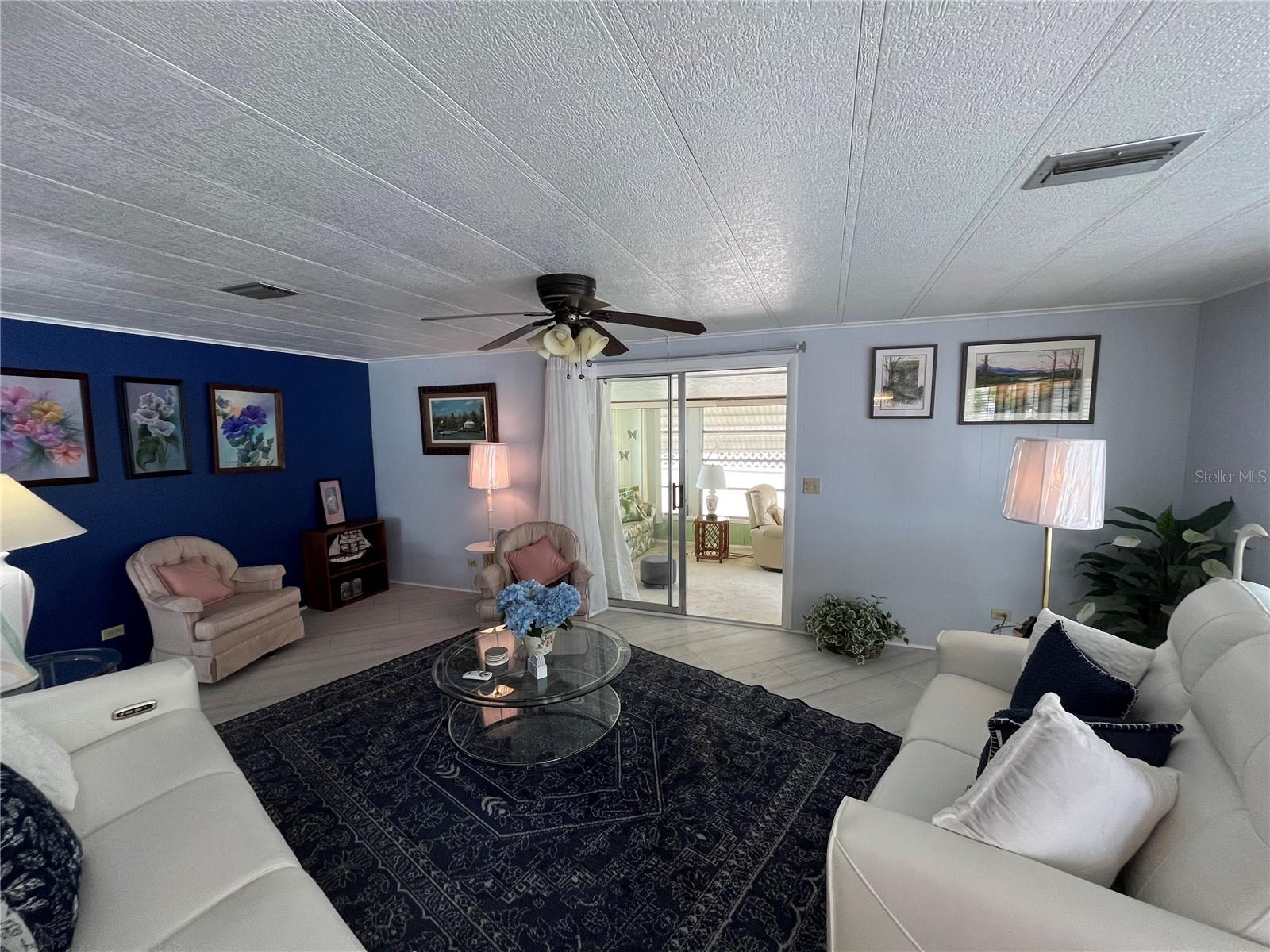 900 JOLANDA CIR — photo 14