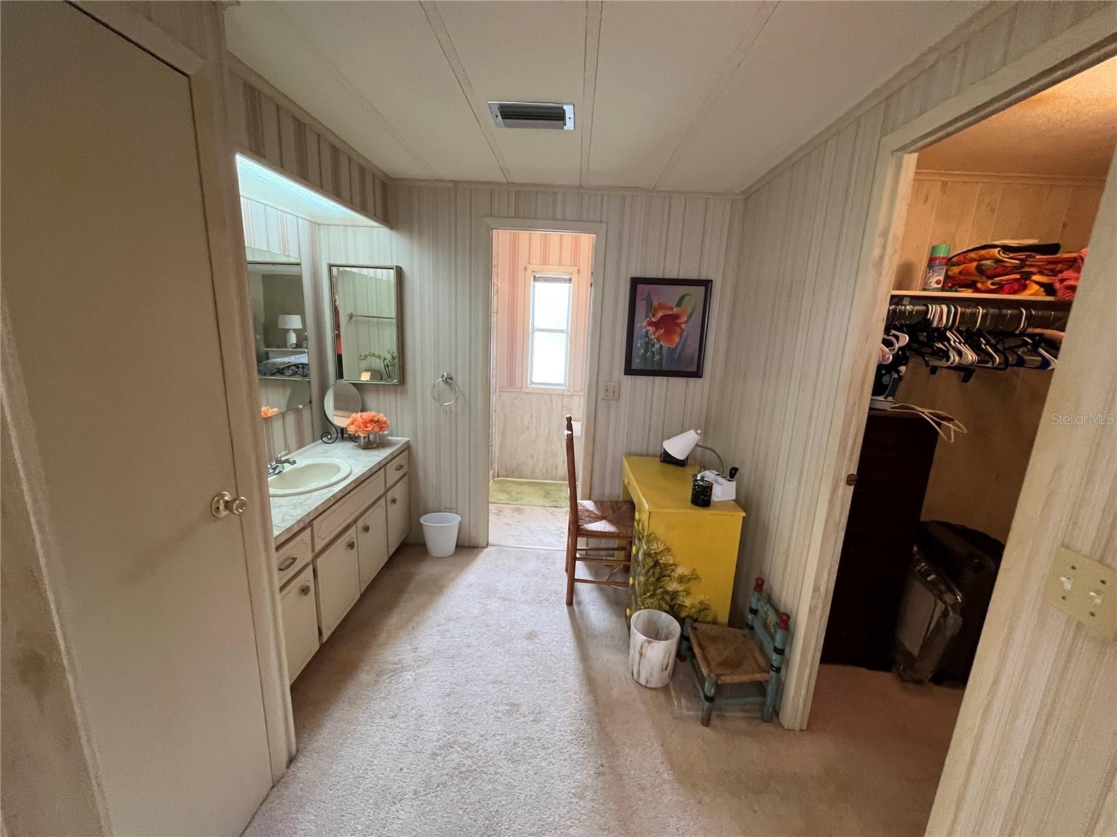900 JOLANDA CIR — photo 39