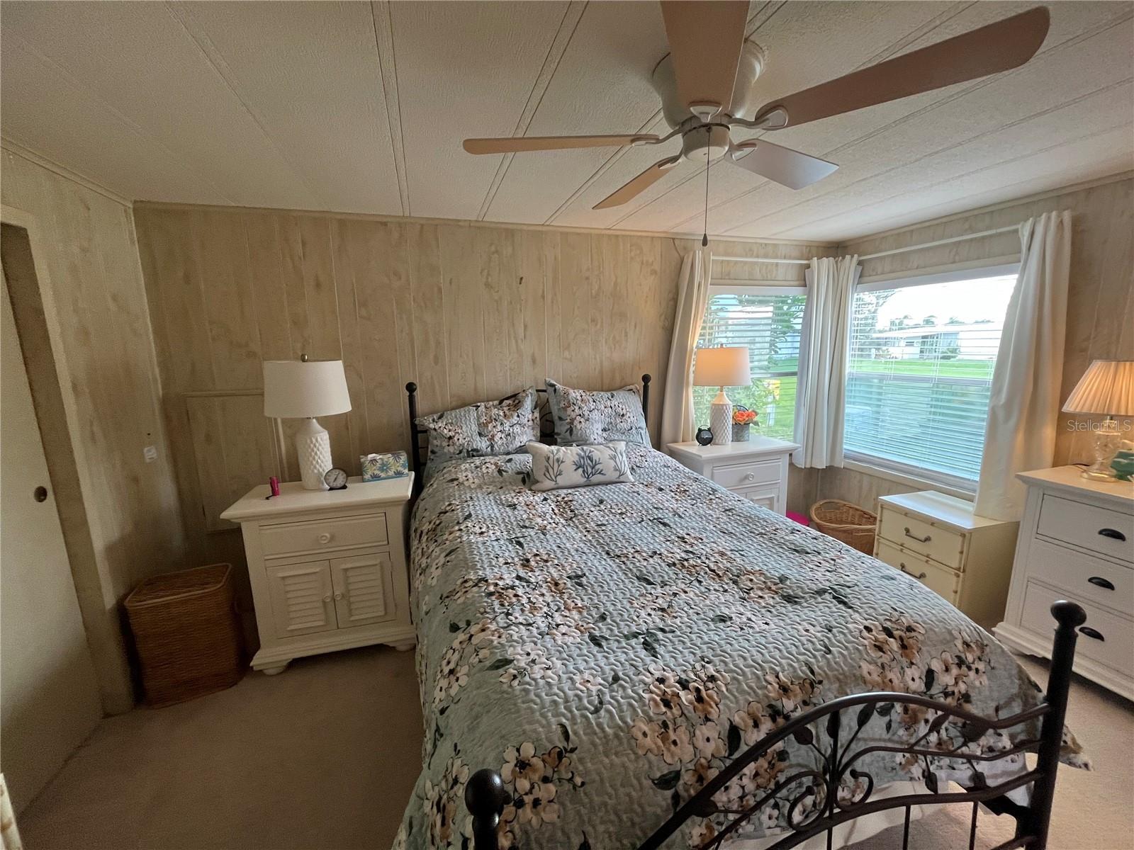 900 JOLANDA CIR — photo 36