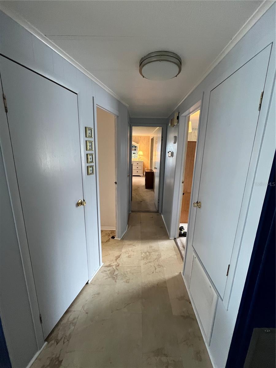 900 JOLANDA CIR — photo 27