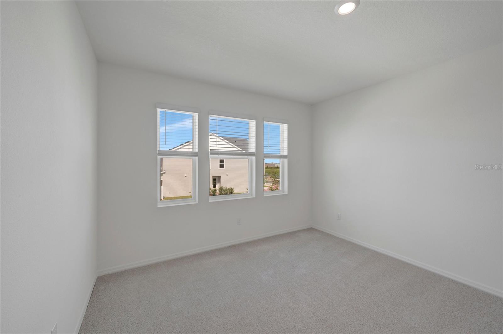 6412 JENSEN VIEW AVE — photo 9