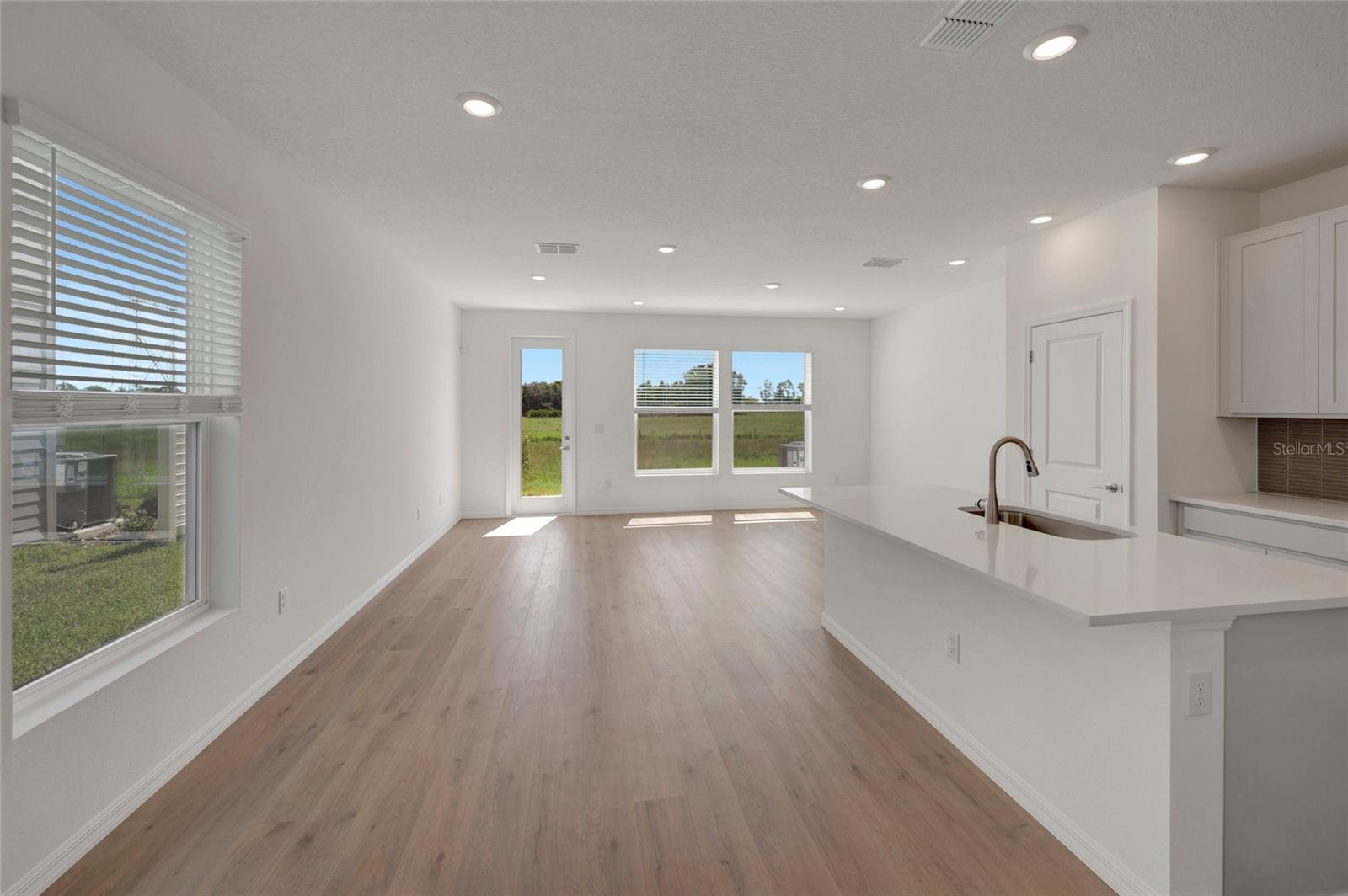 6412 JENSEN VIEW AVE — photo 5