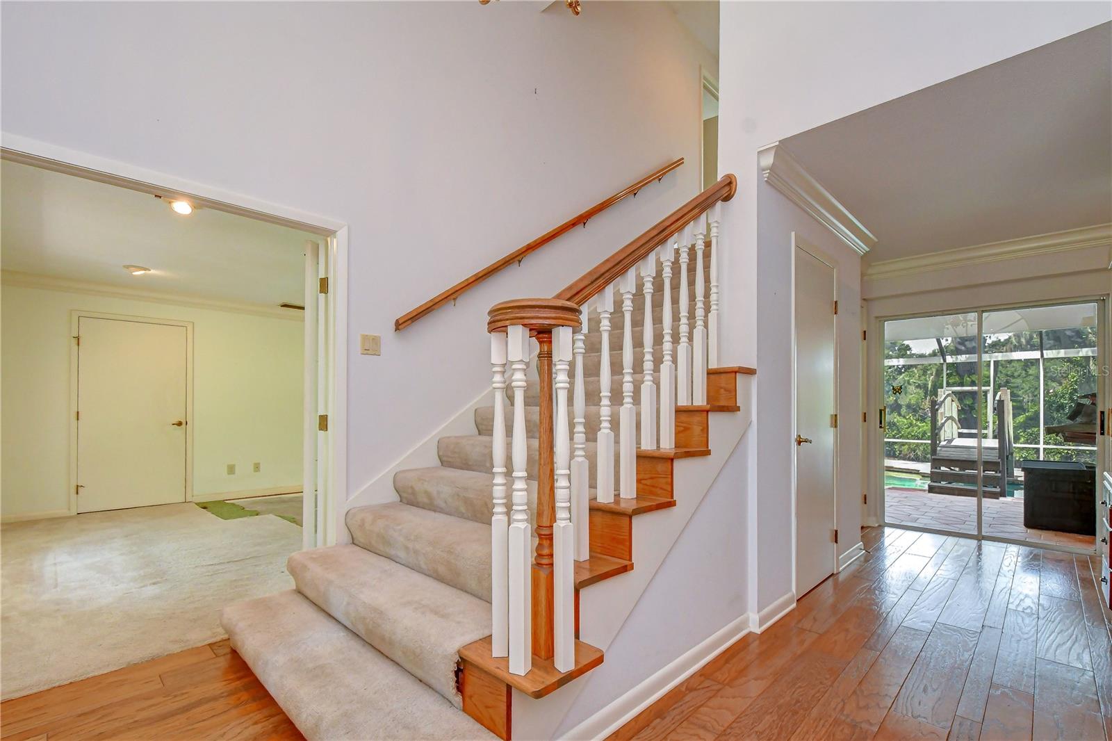 914 S MILLER RD — photo 8