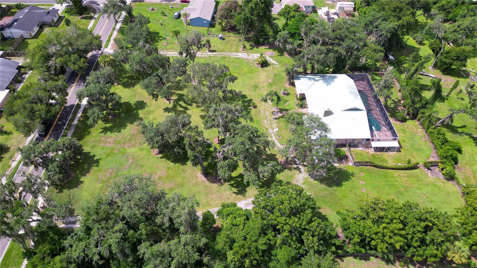 914 S MILLER RD — photo 3