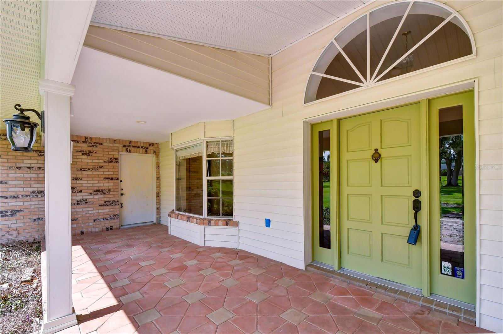 914 S MILLER RD — photo 51