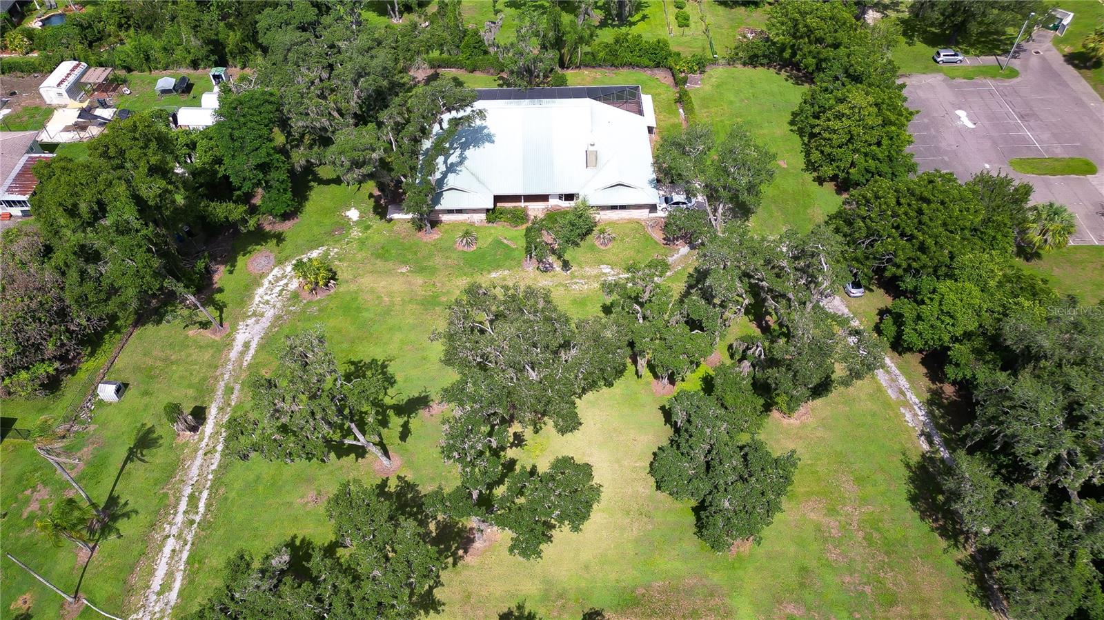 914 S MILLER RD — photo 2
