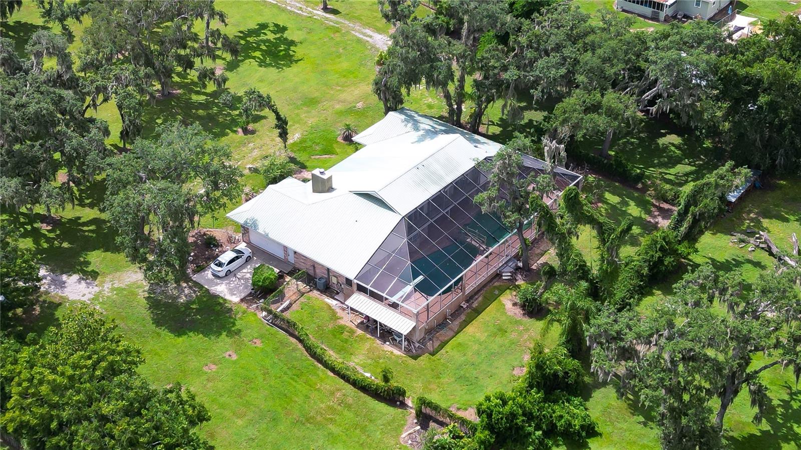 914 S MILLER RD — photo 4