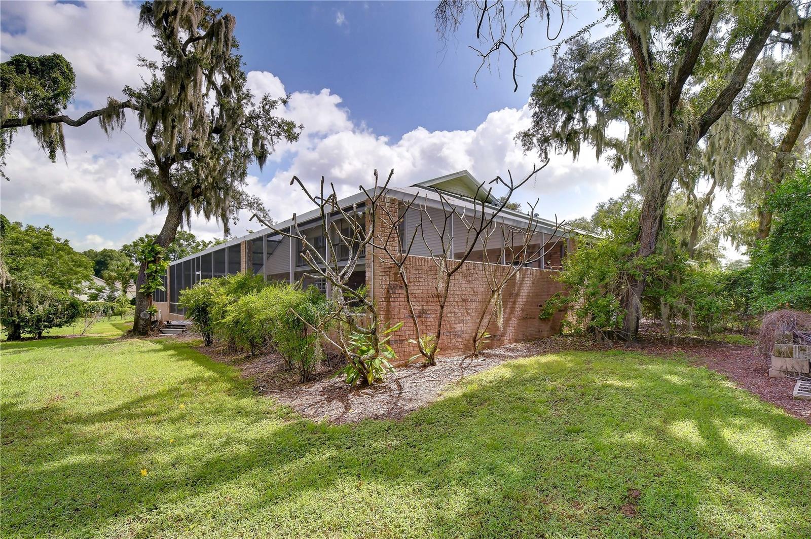 914 S MILLER RD — photo 46