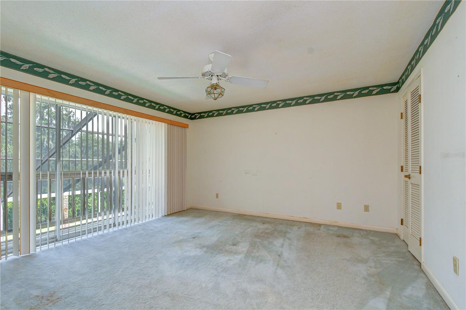 914 S MILLER RD — photo 33