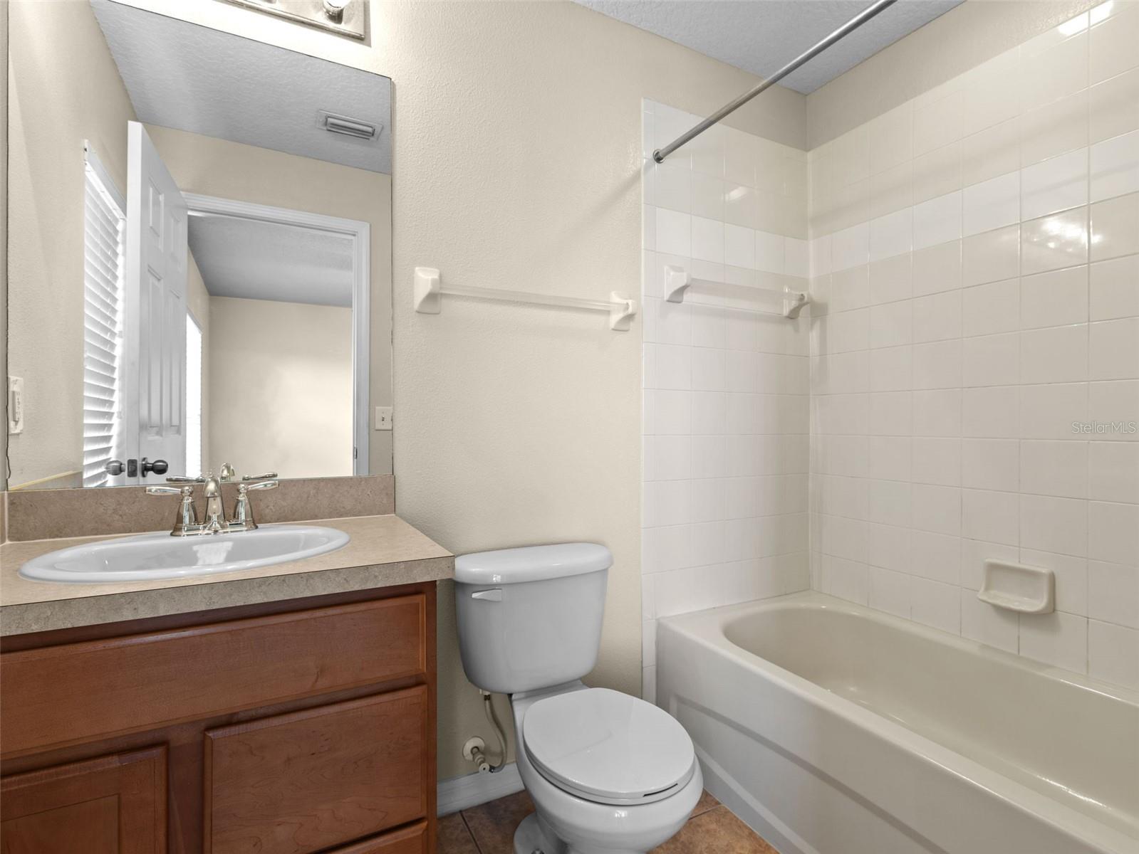 2412 MIDDLETON GROVE DR — photo 29