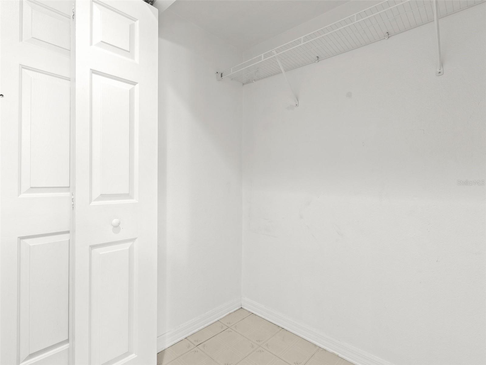 2412 MIDDLETON GROVE DR — photo 19