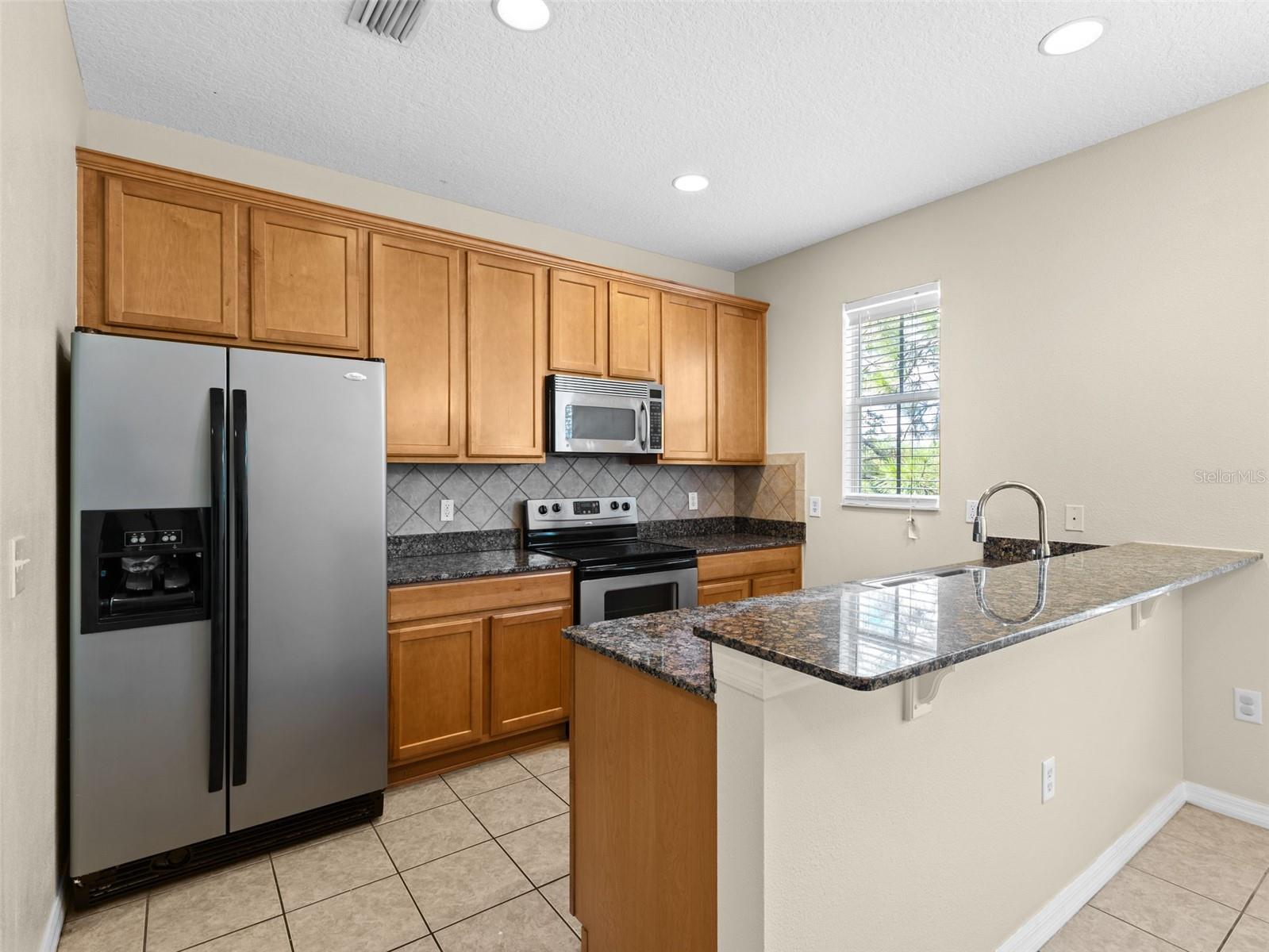 2412 MIDDLETON GROVE DR — photo 8