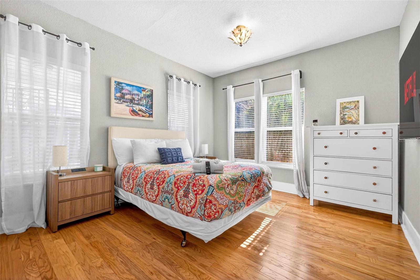 2705 N POPLAR AVE — photo 25