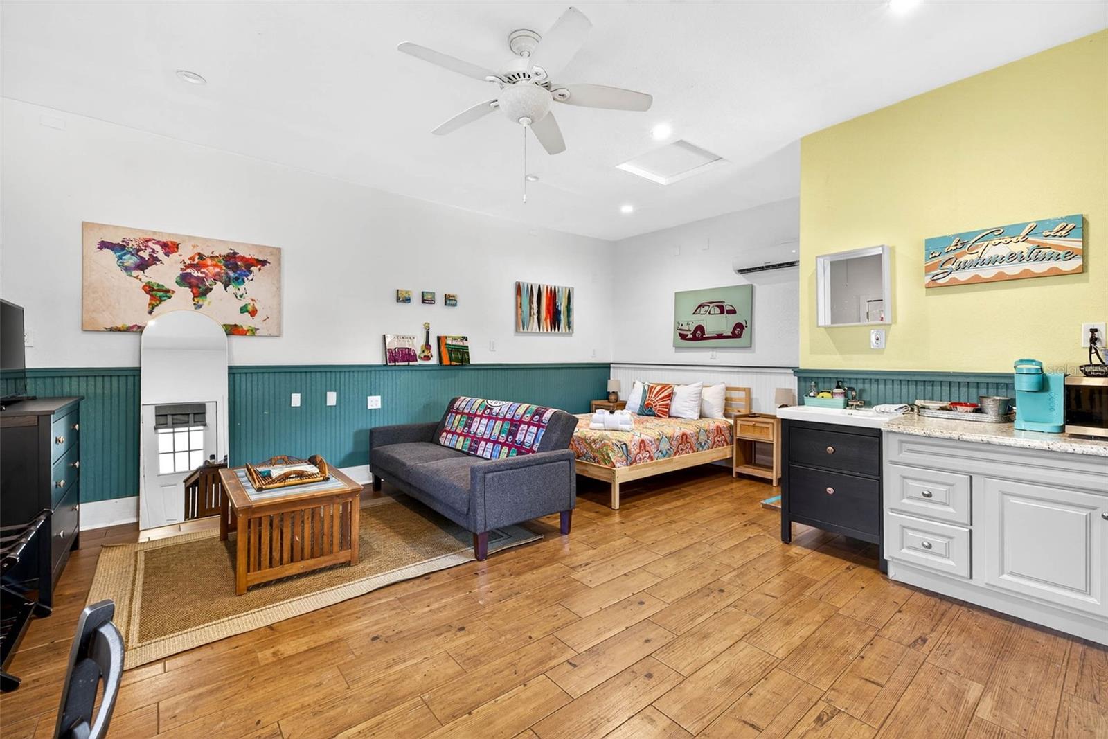 2705 N POPLAR AVE — photo 45