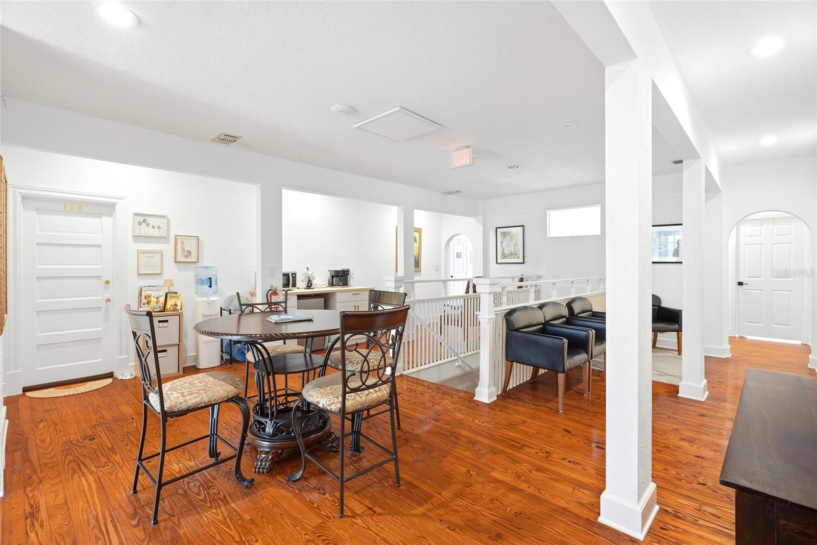 7024 CENTRAL AVE — photo 33