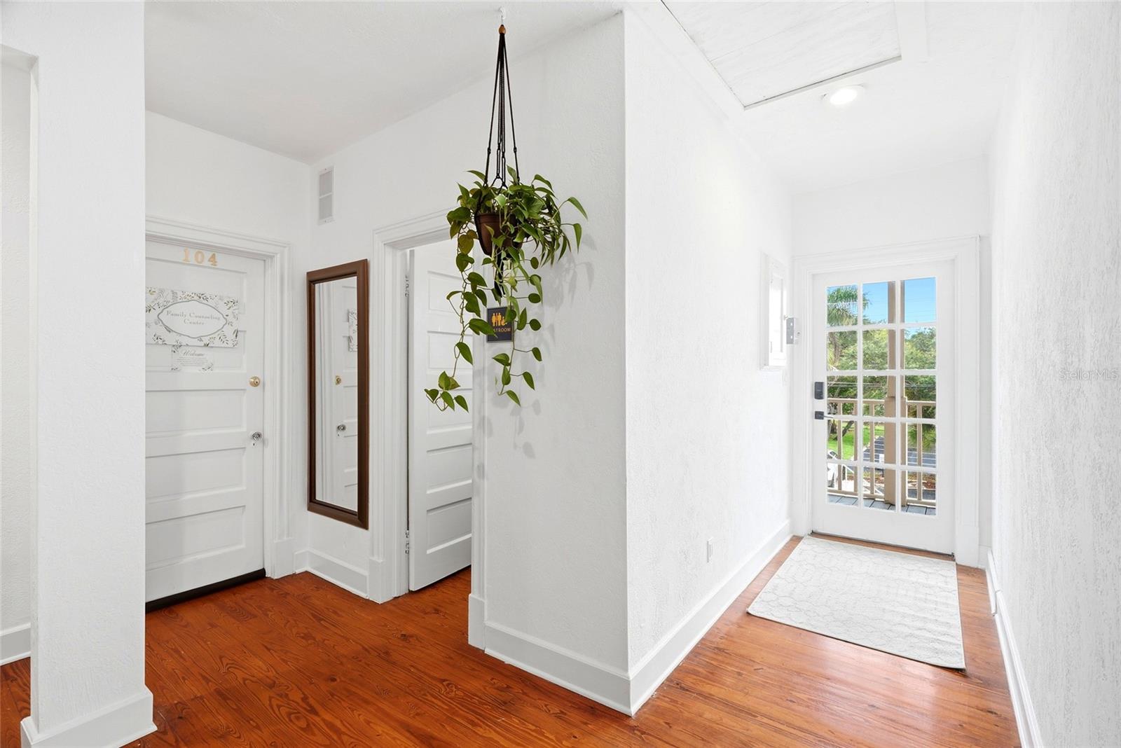 7024 CENTRAL AVE — photo 37