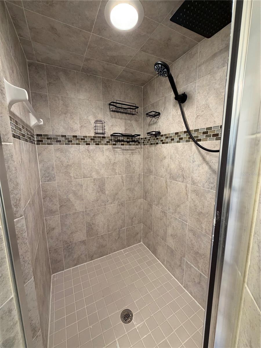 5051 CACTUS NEEDLE LN — photo 16