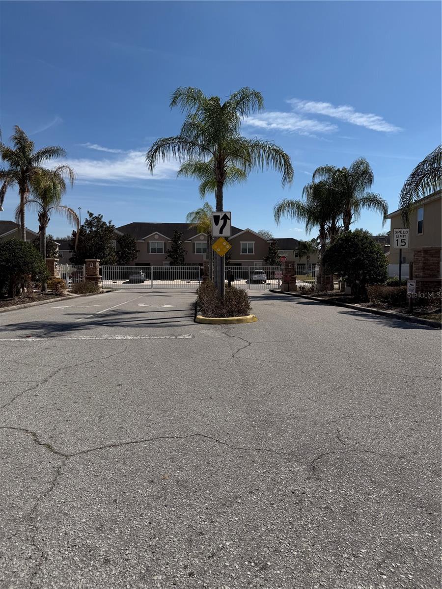 5051 CACTUS NEEDLE LN — photo 2