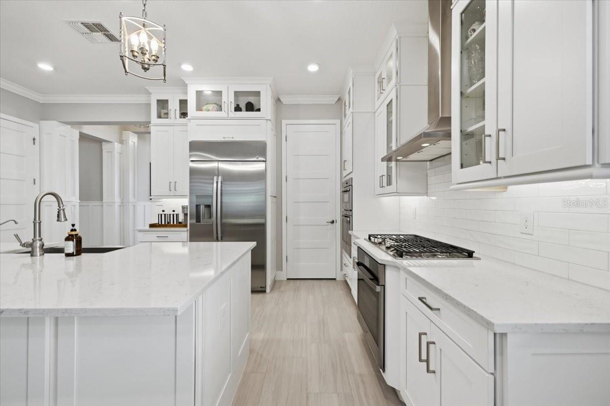 2110 E 6TH ST W — photo 14