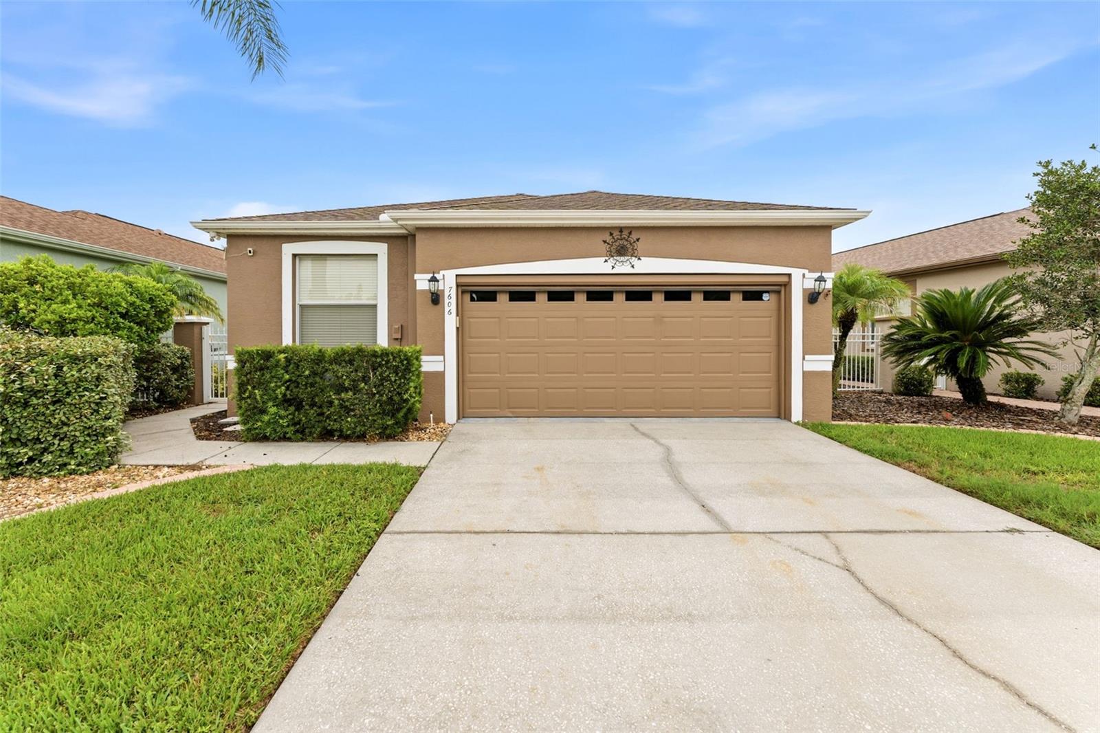 7606 BERNA LN — photo 4