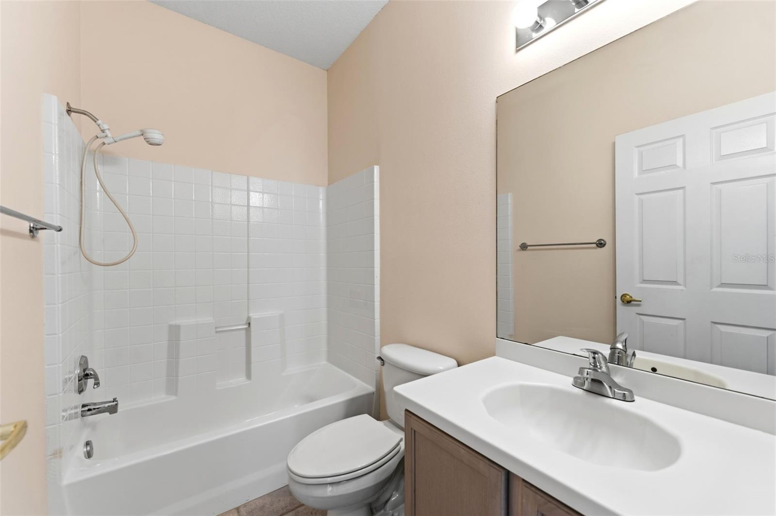 7606 BERNA LN — photo 28