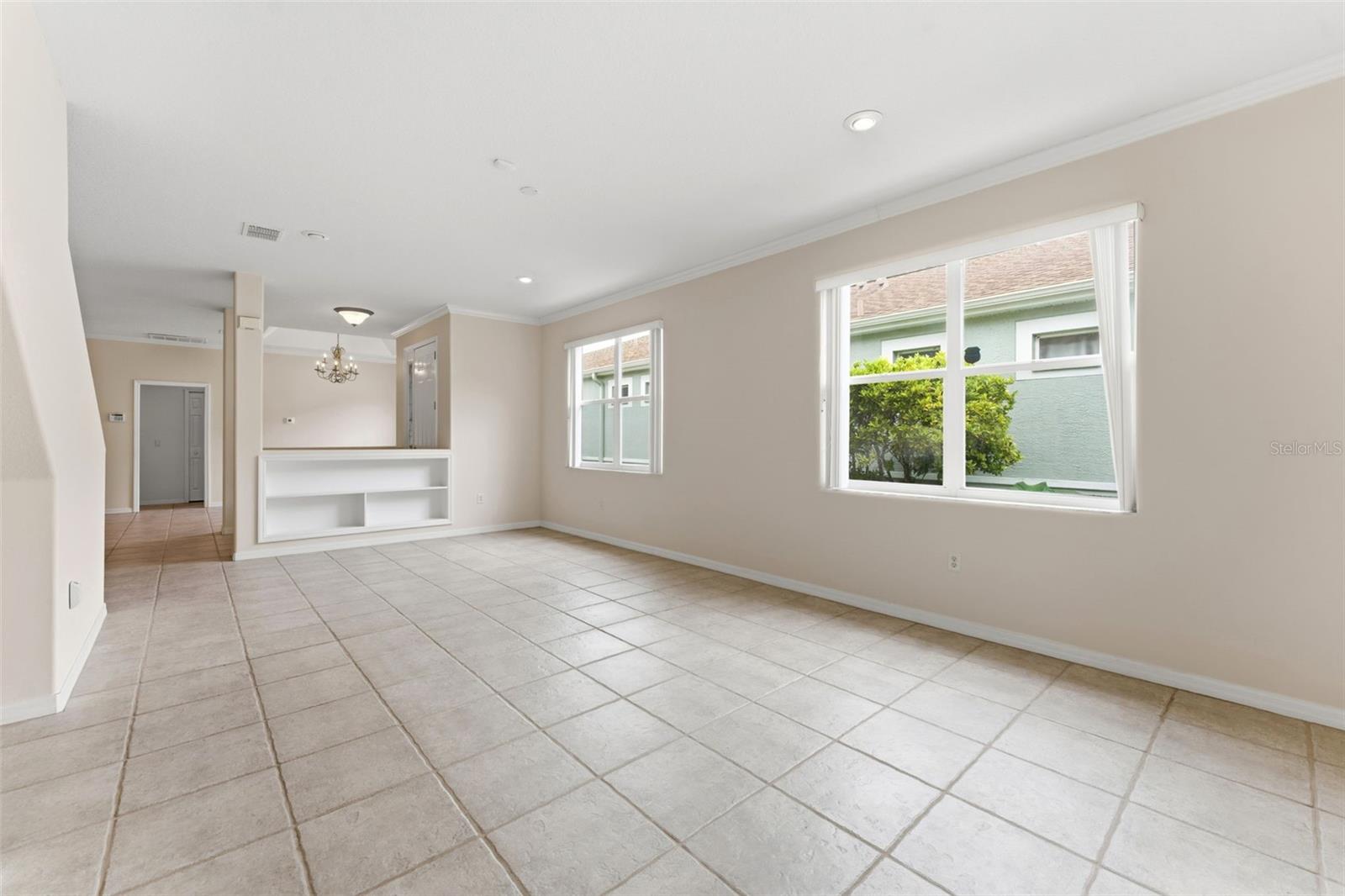 7606 BERNA LN — photo 8
