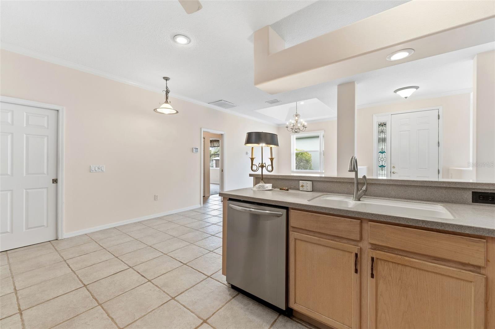7606 BERNA LN — photo 12