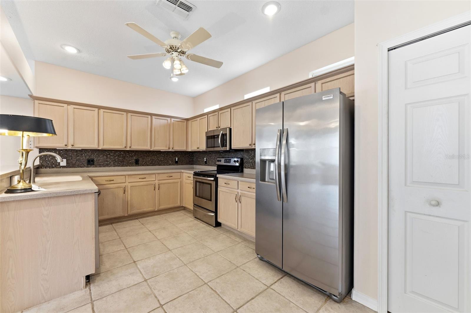 7606 BERNA LN — photo 11