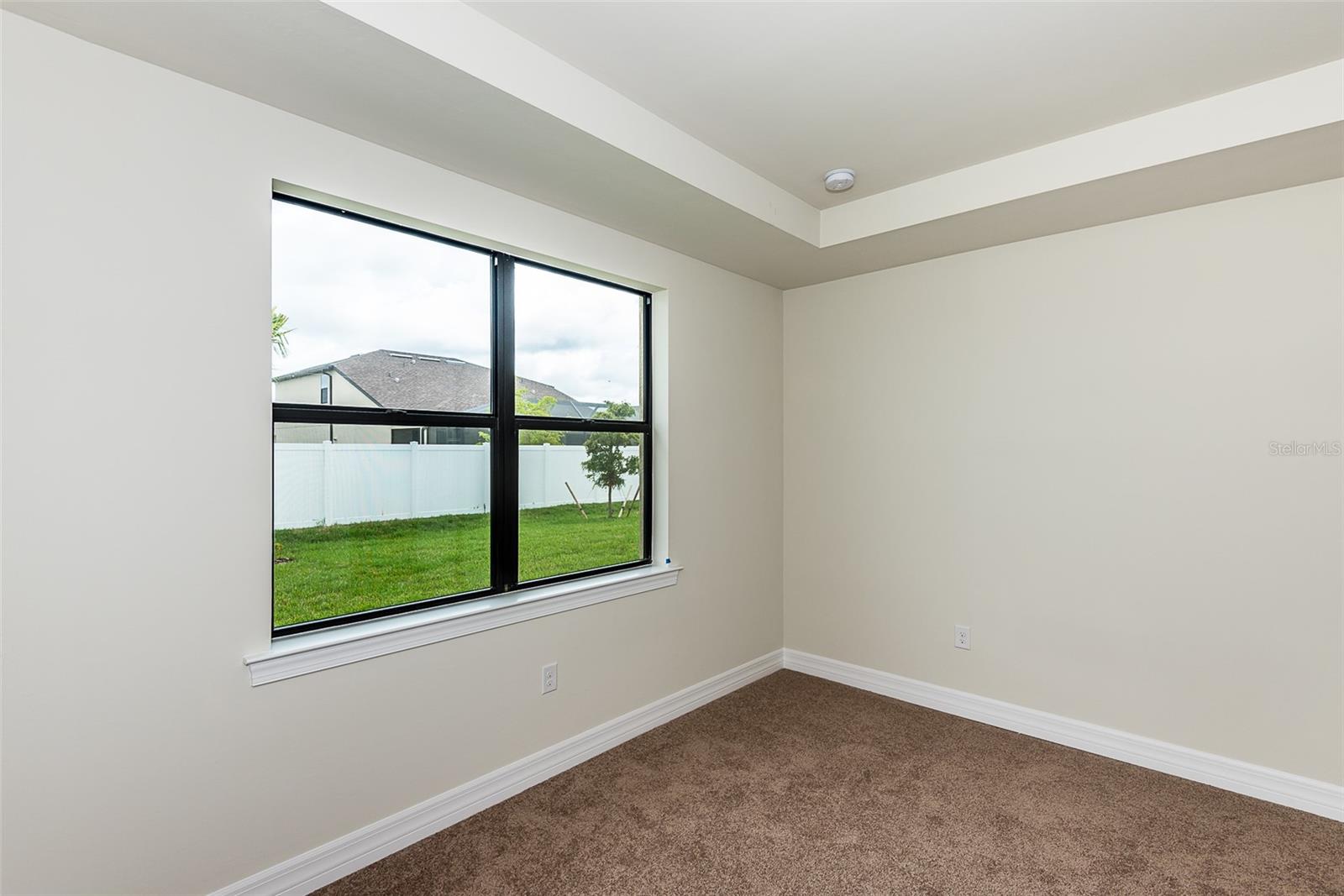 2558 SHERMAN OAK DR — photo 16