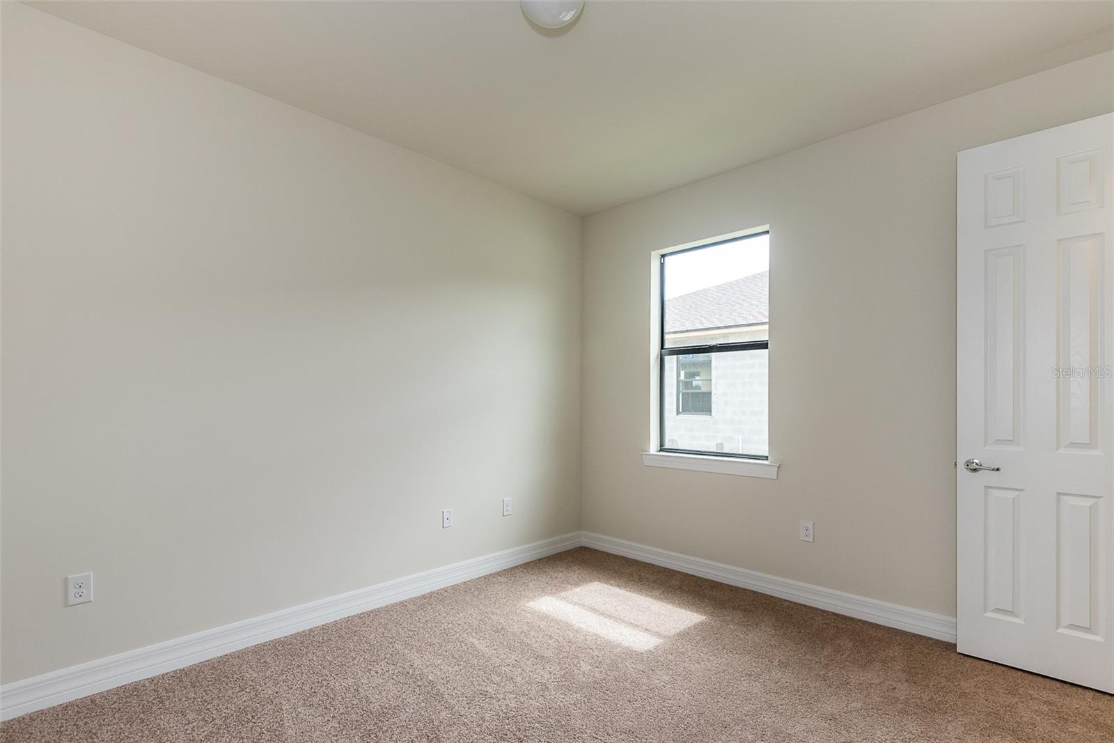 2558 SHERMAN OAK DR — photo 10