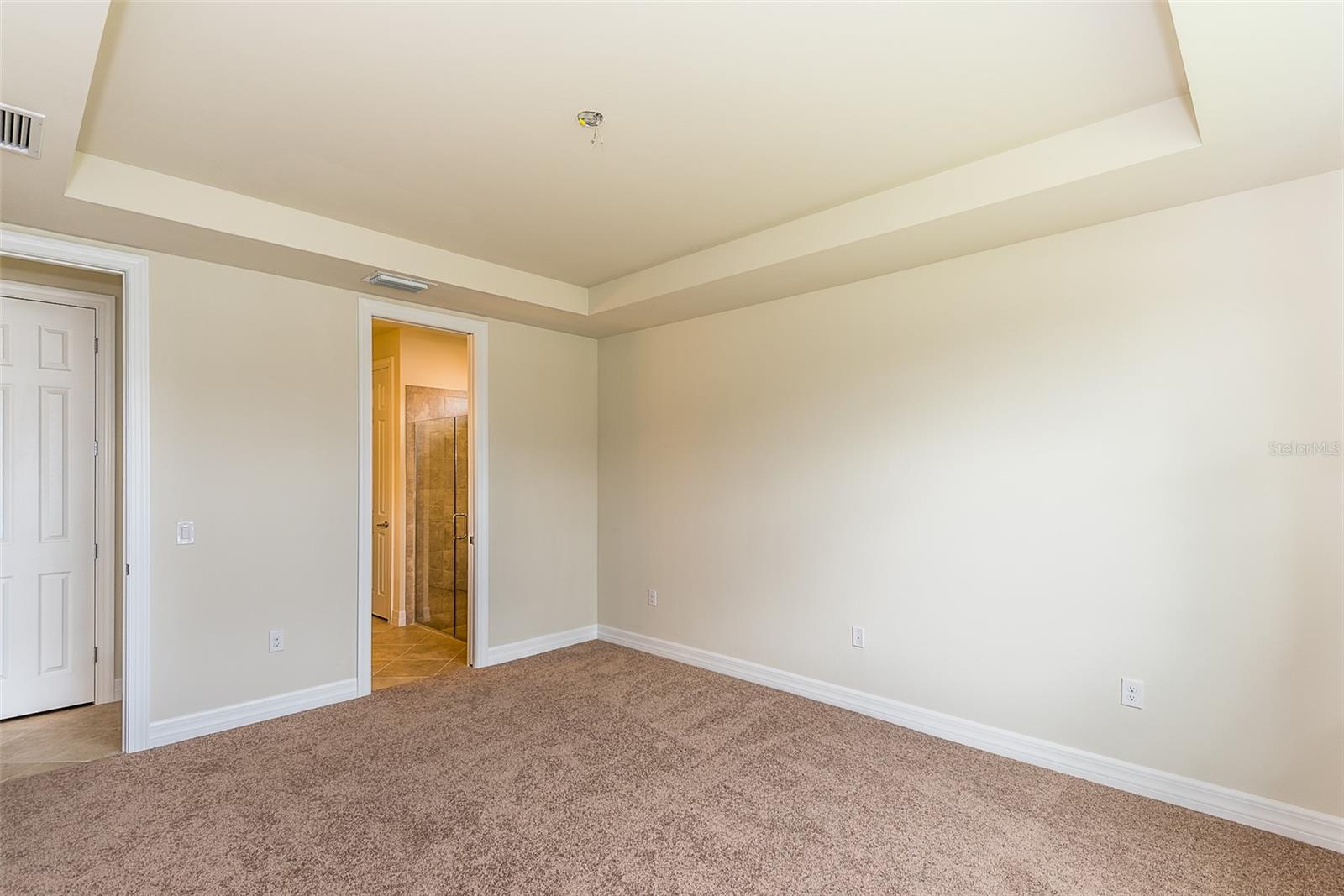 2558 SHERMAN OAK DR — photo 17