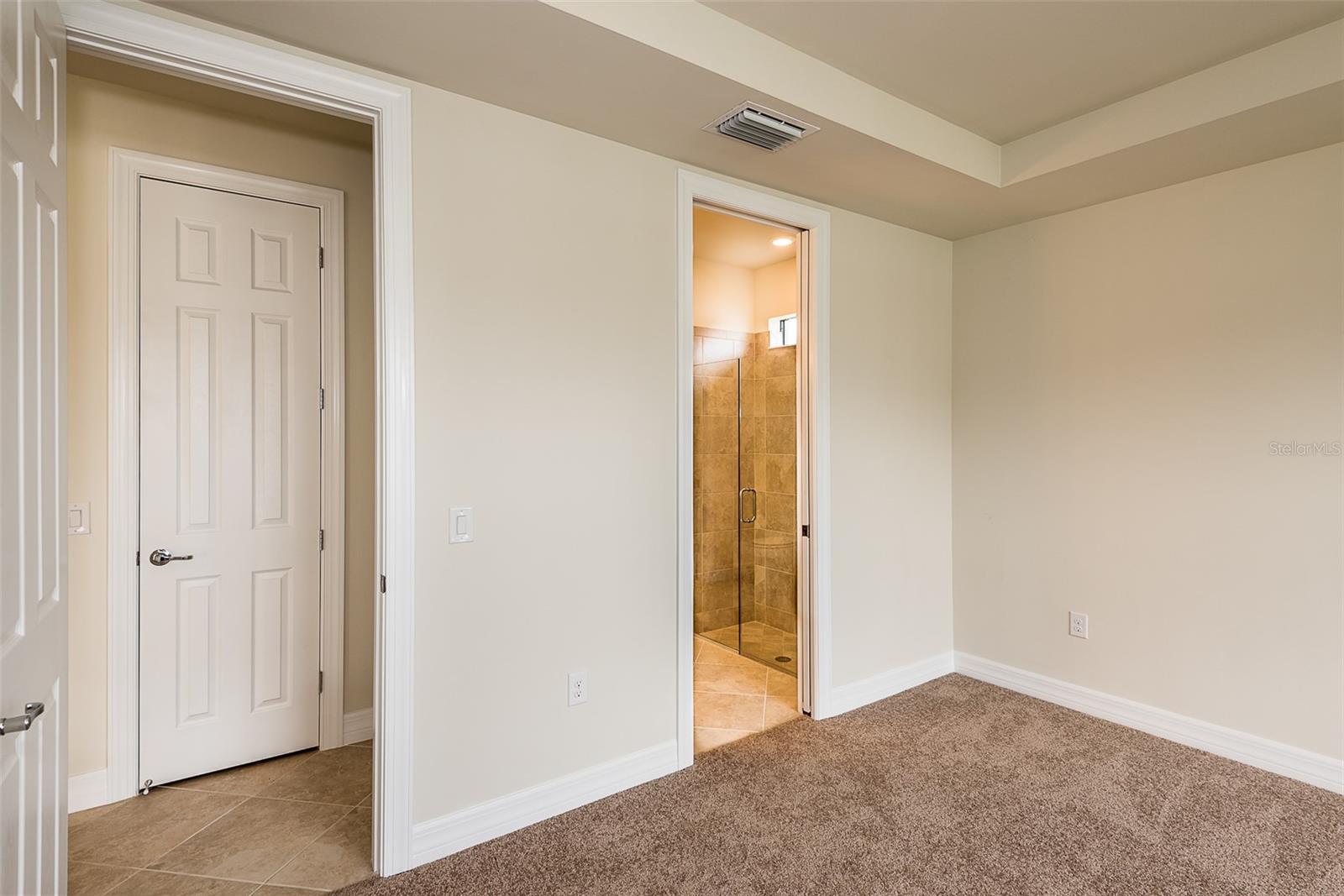2558 SHERMAN OAK DR — photo 18