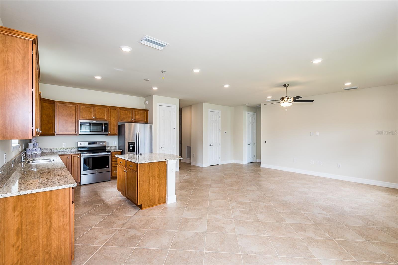 2558 SHERMAN OAK DR — photo 26