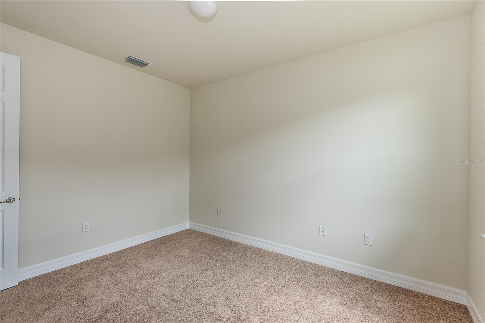 2558 SHERMAN OAK DR — photo 11