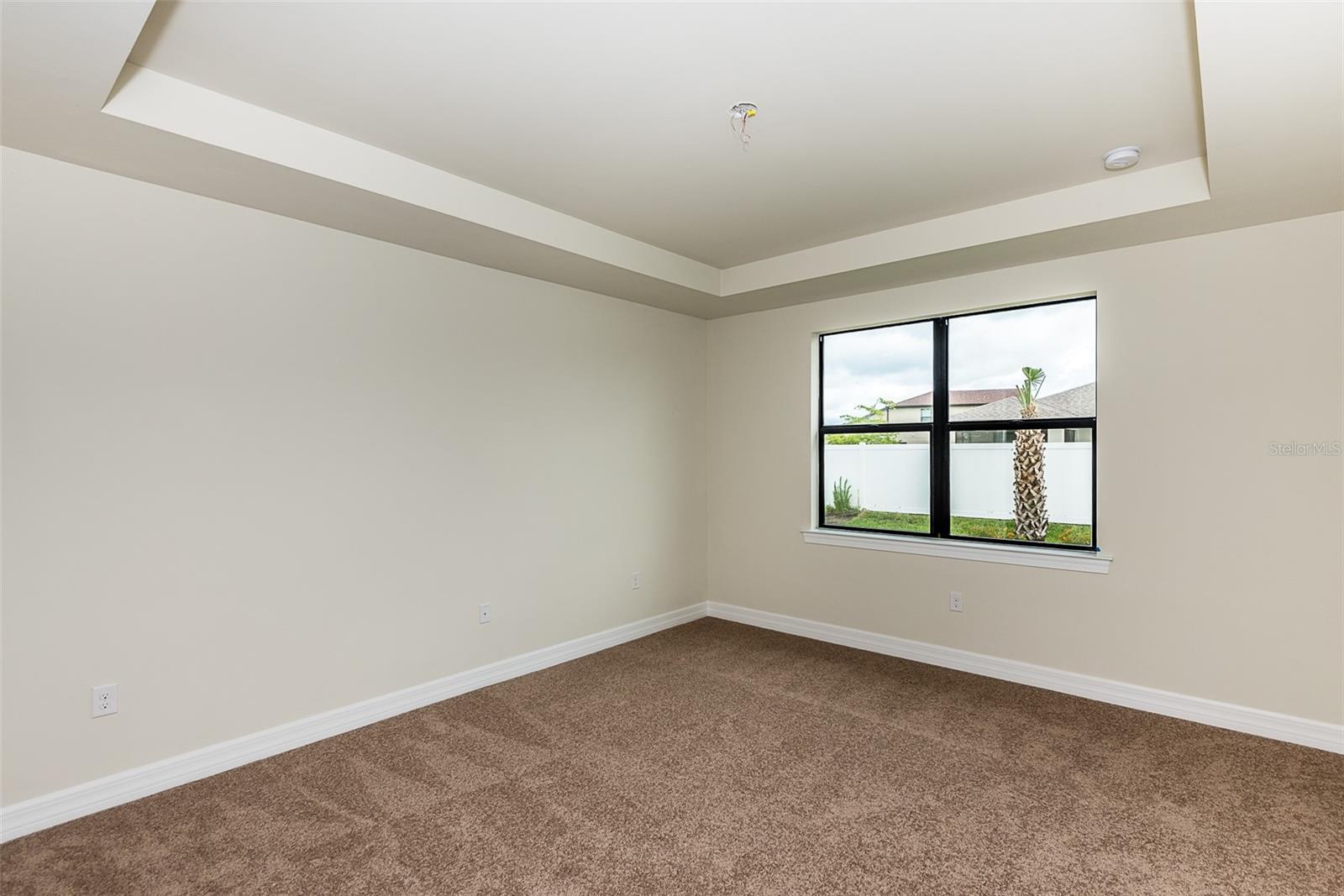 2558 SHERMAN OAK DR — photo 19