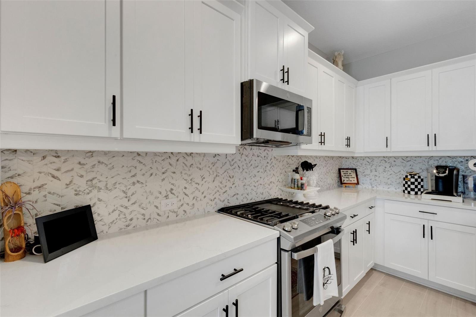 4661 WILLOW BEND AVE — photo 11