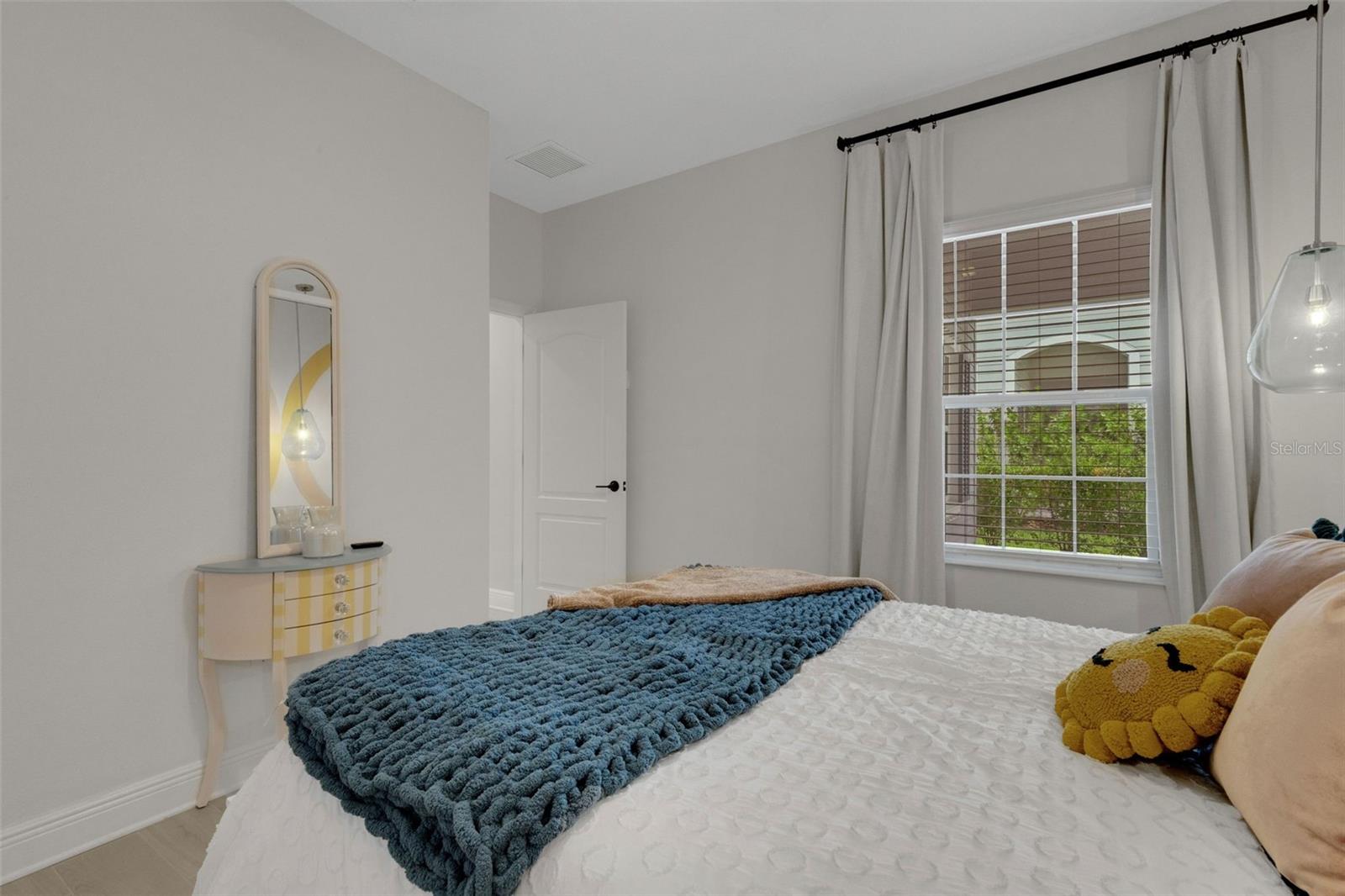 4661 WILLOW BEND AVE — photo 30