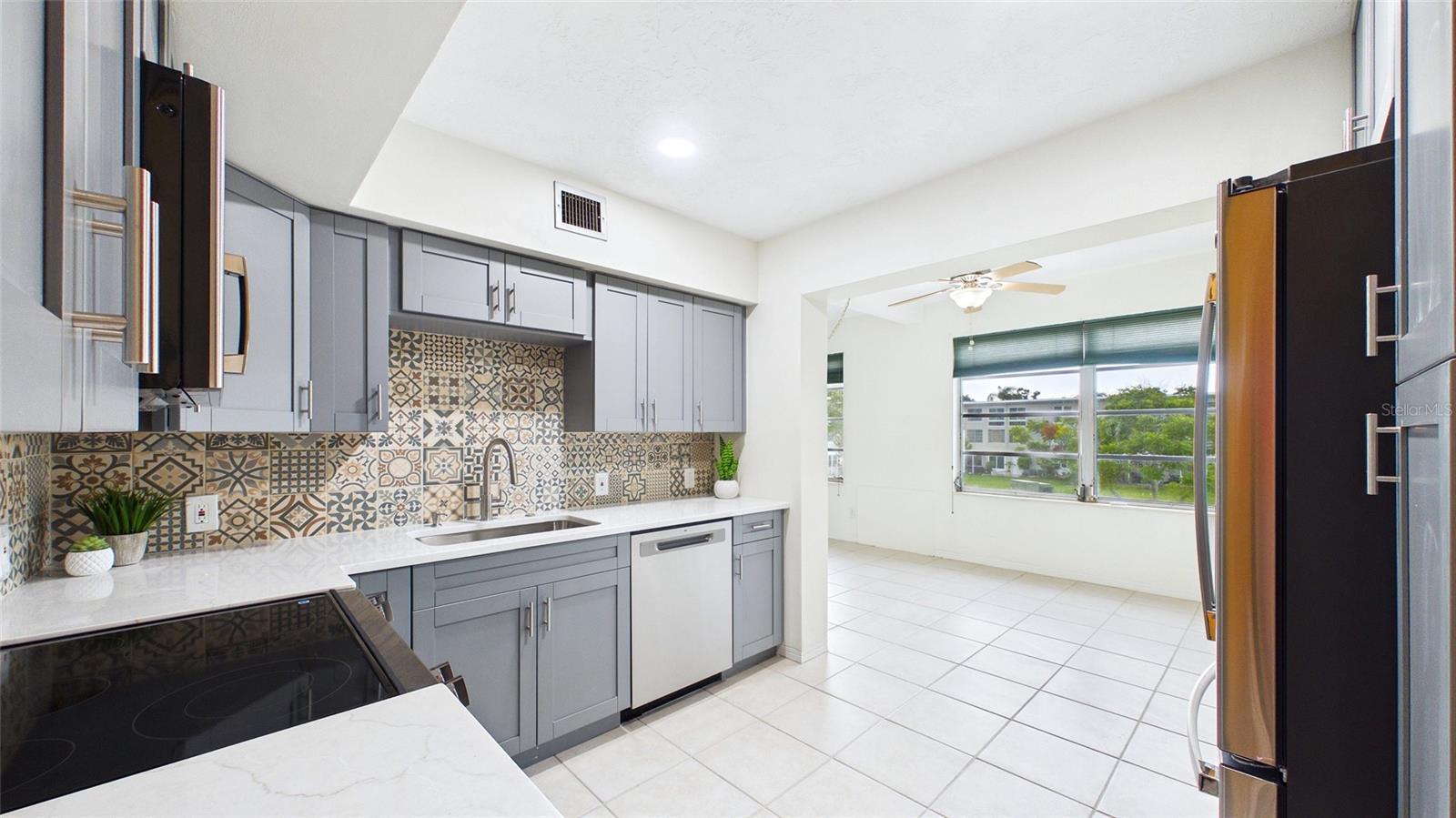 2454 AUSTRALIA WAY E #32 — photo 17