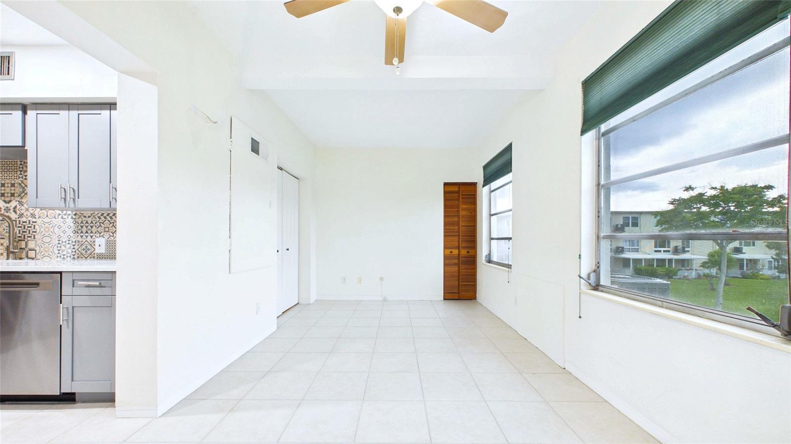 2454 AUSTRALIA WAY E #32 — photo 30