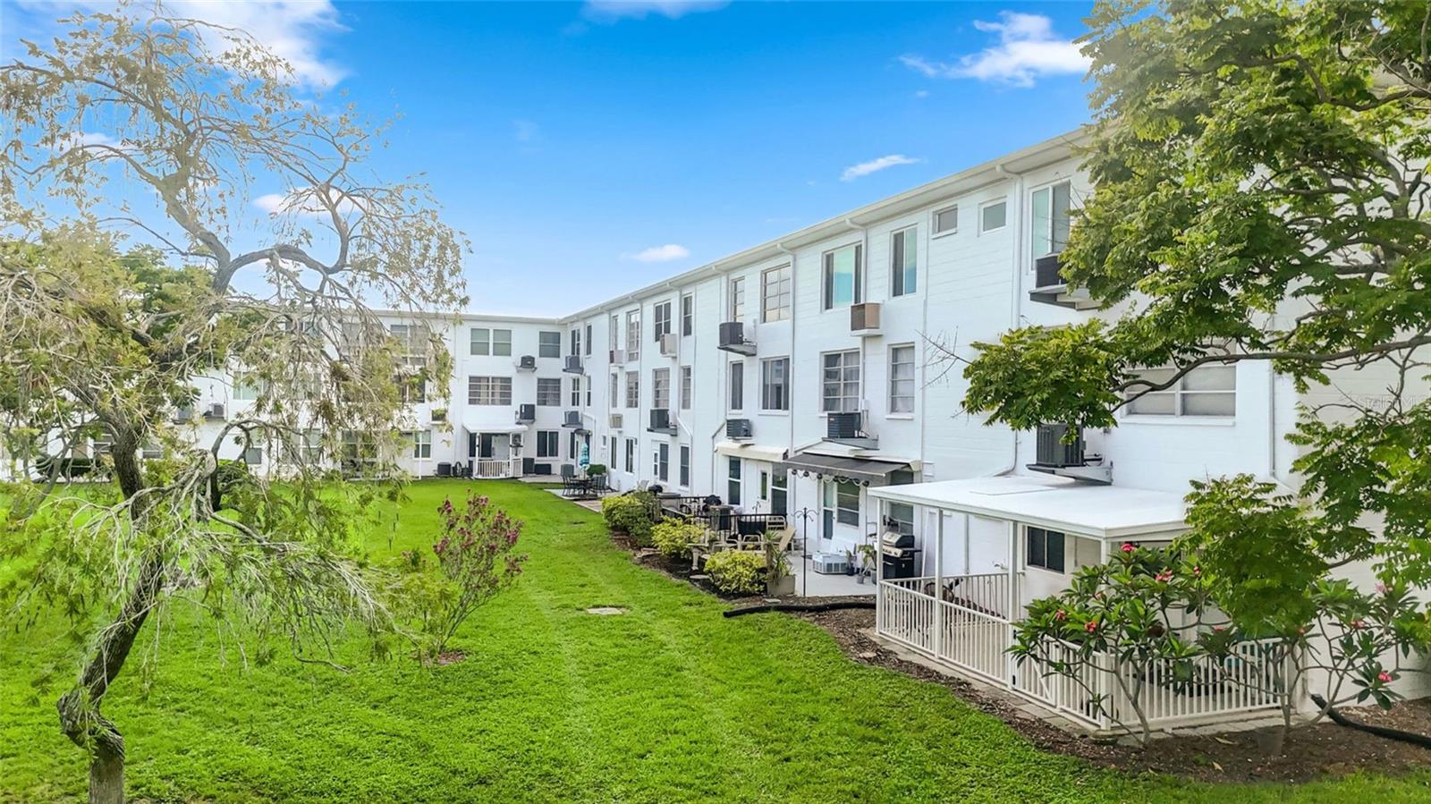 2454 AUSTRALIA WAY E #32 — photo 84